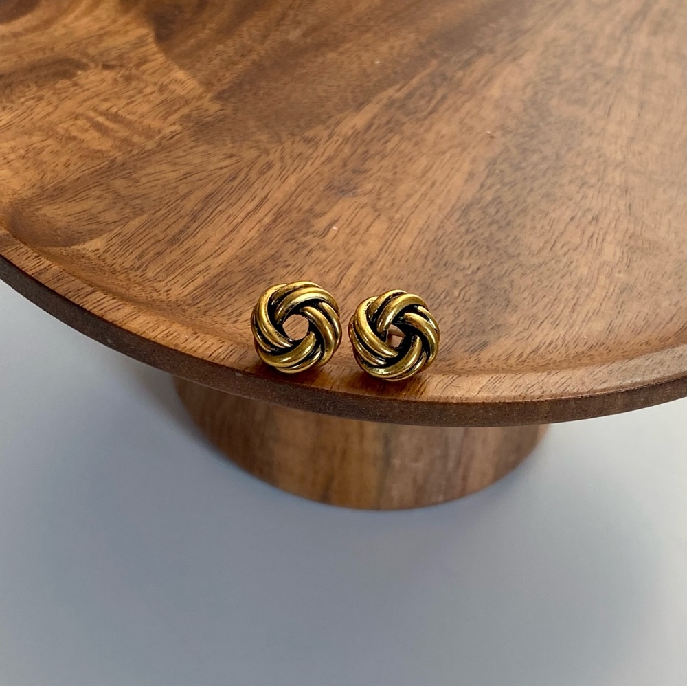 4/$15 Vintage Antique Gold Wreath Twist Knot Earrings